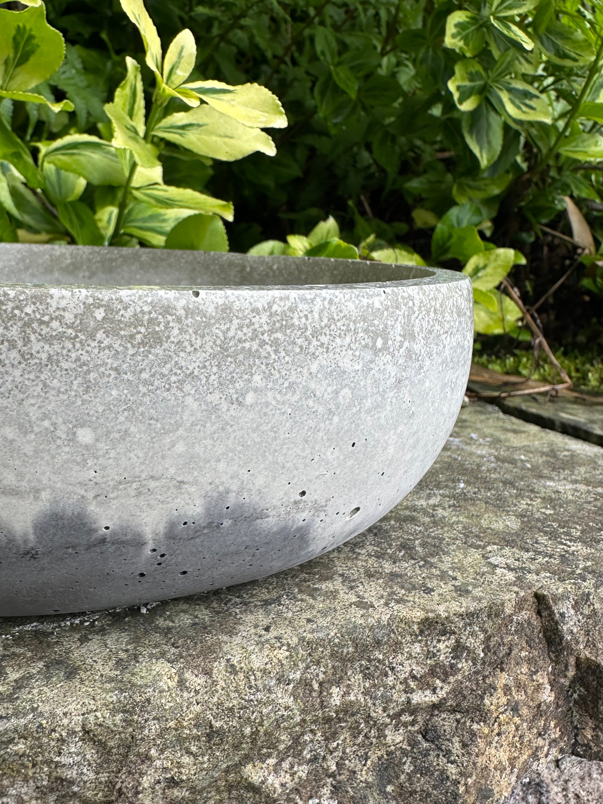 Runde Schale aus Beton